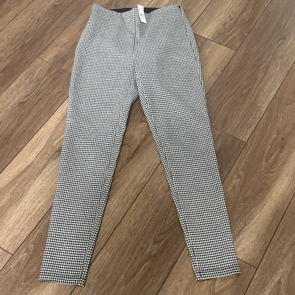 Ann Taylor Black and White Checkered Leggings